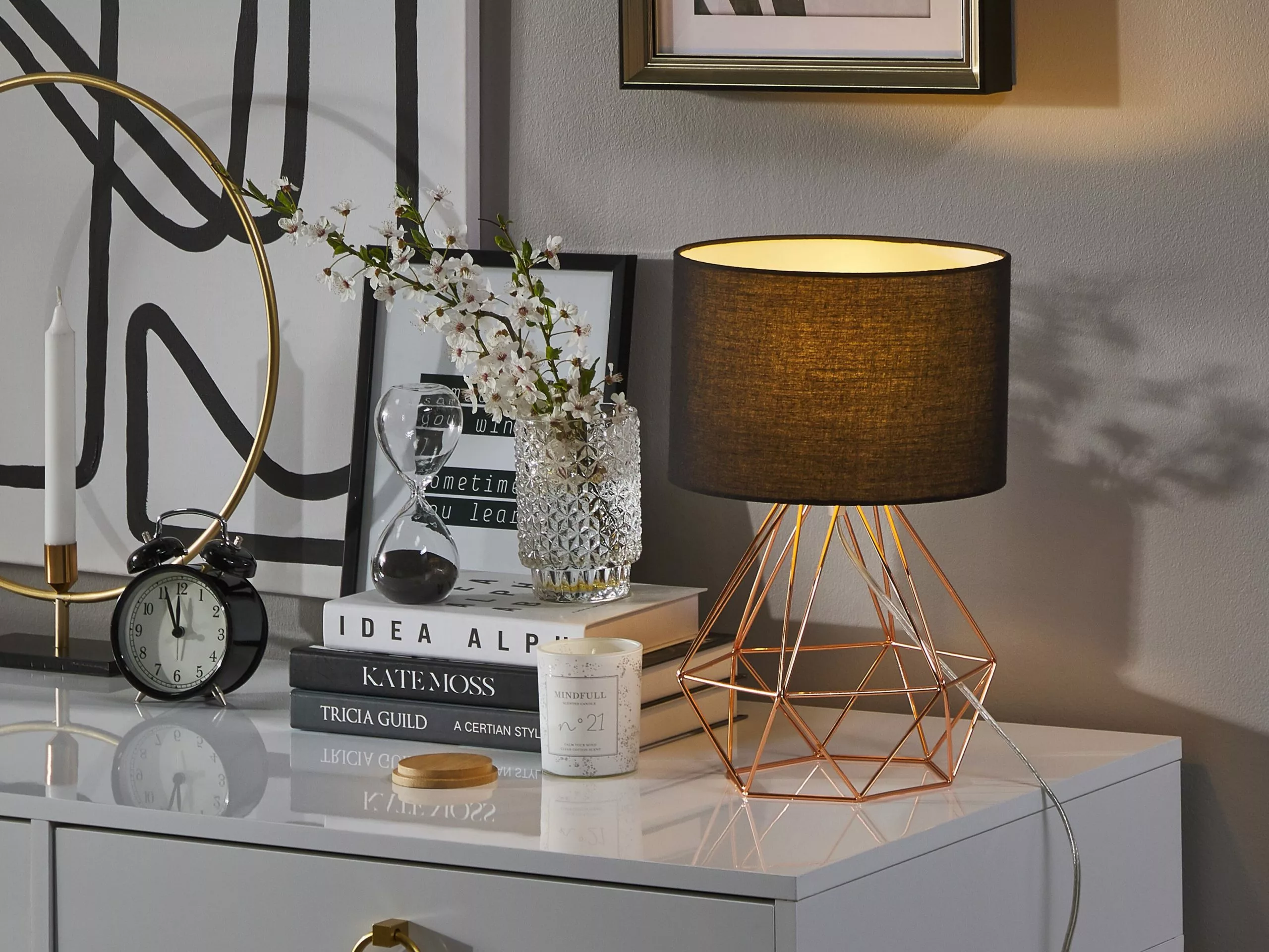 Beliani Lámpara De Mesa Negro/cobre MARONI - Imagen 2