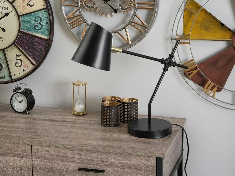 Beliani Lámpara De Mesa Negra HORTON 2 Beliani Lámpara De Mesa Negra HORTON - Imagen 2