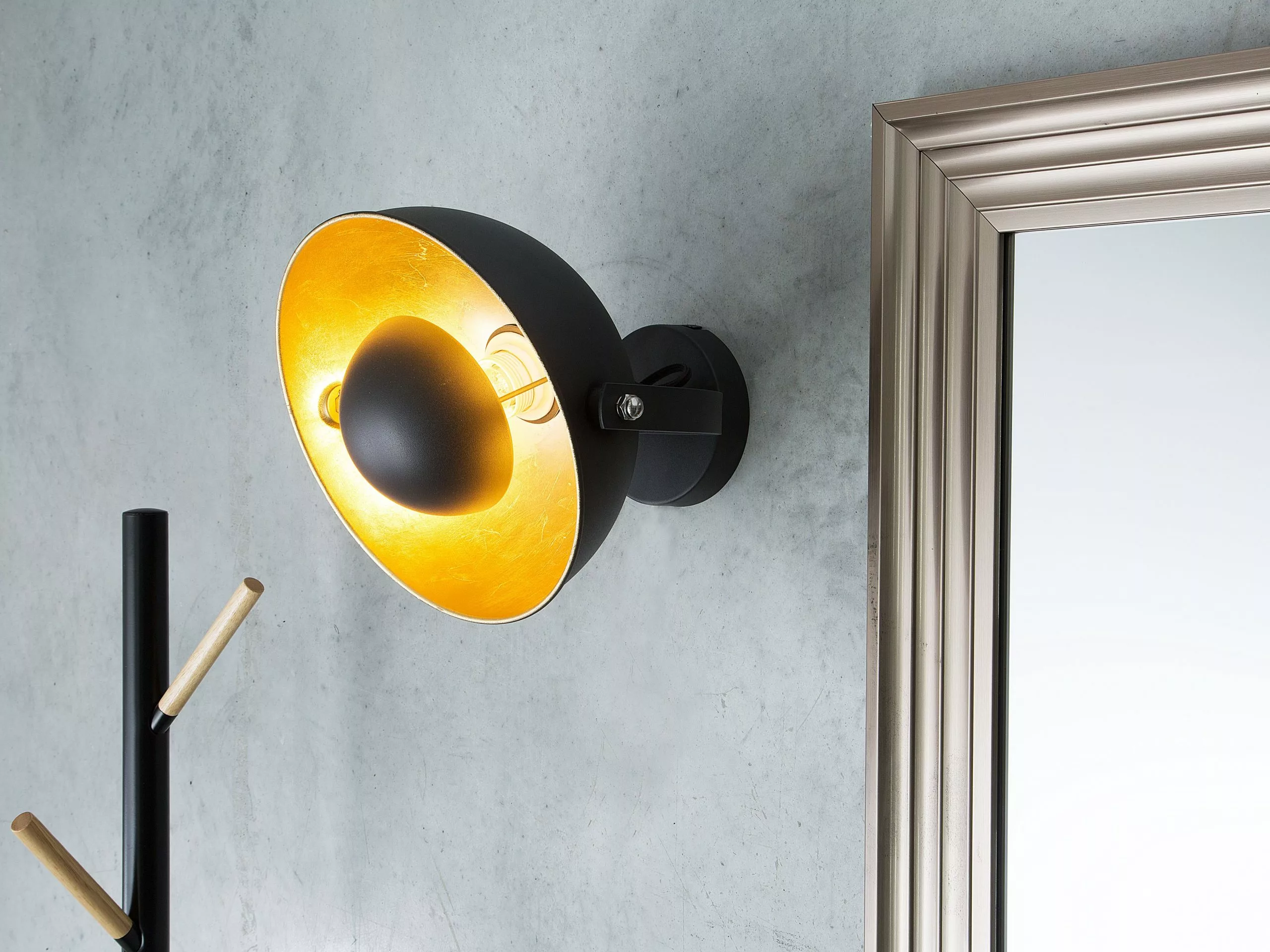 Beliani Lámpara De Pared Negro/dorado THAMES II - Imagen 2