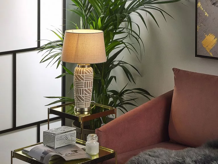 Beliani Lámpara De Mesa De Cerámica Beige TRAISEN 2 Beliani Lámpara De Mesa De Cerámica Beige TRAISEN - Imagen 2