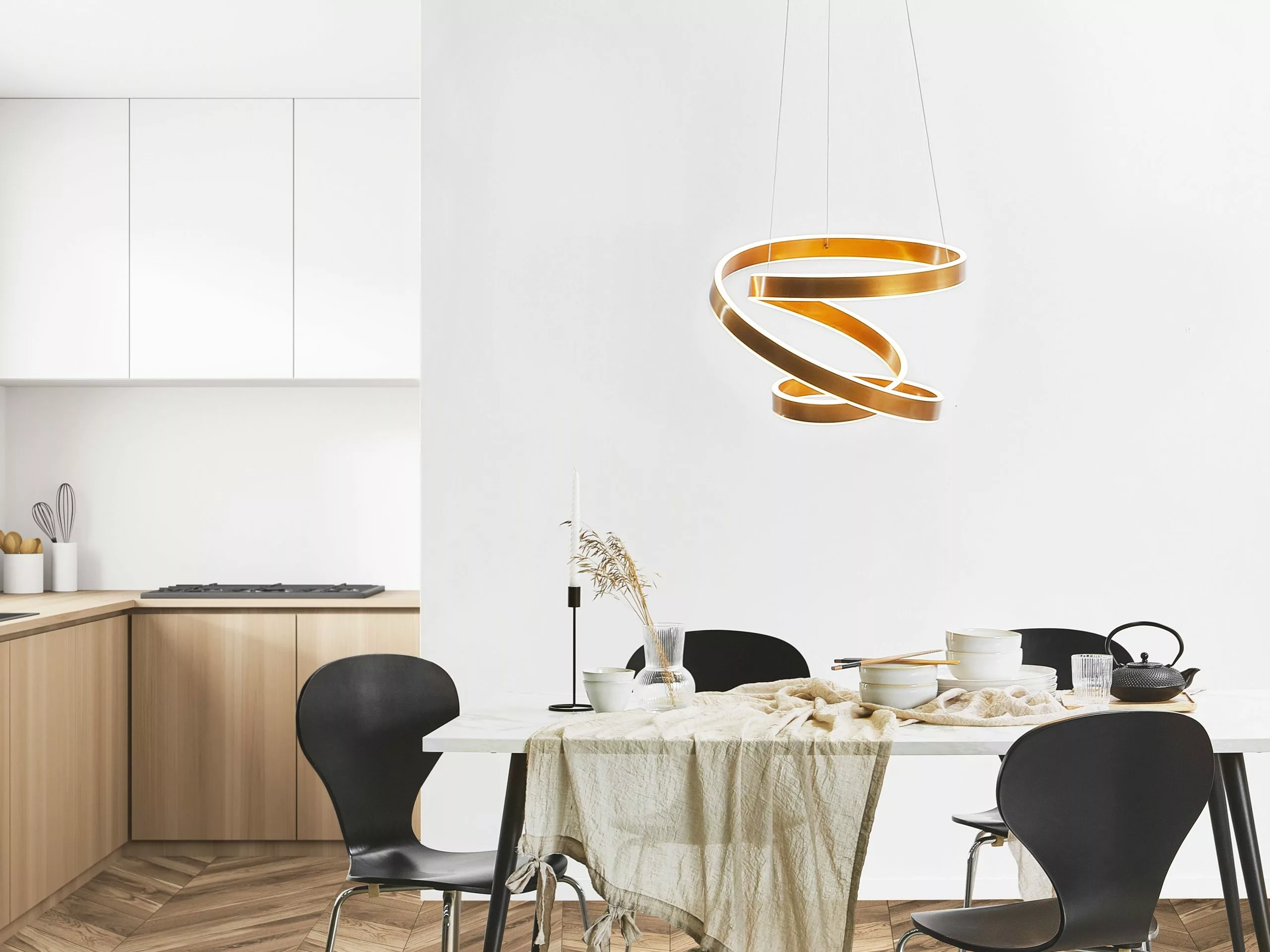 Beliani Lámpara De Techo LED De Metal Dorado WANLI - Imagen 2