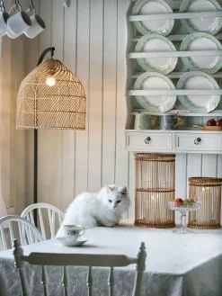 Beliani Lámpara De Pie De Ratán Beige/natural/negro 165 Cm BERNICA -Lámparas comercio undef src sa picid 832750 type whitesh image