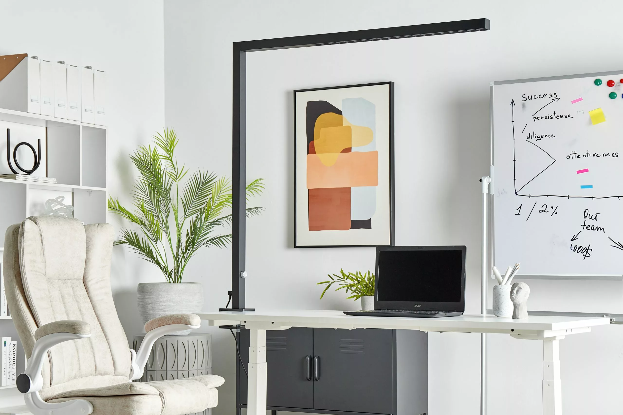 Beliani Lámpara De Mesa LED De Metal Negro 120 Cm VOLANS - Imagen 3